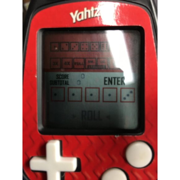 Hasbro Yahtzee Handheld Electronic Game Clip On Carabiner Edition - Works - Picture 2 of 10